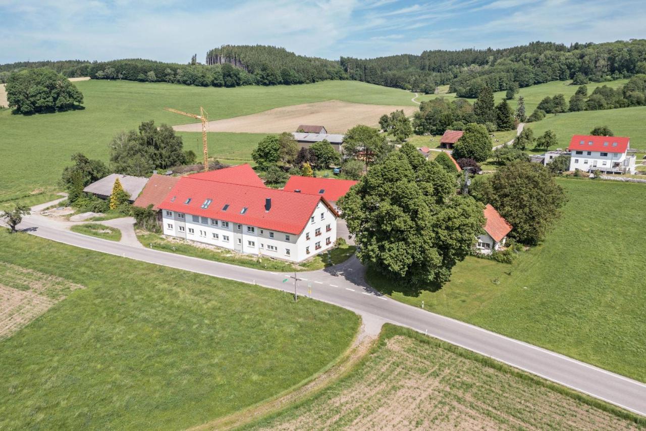 Ferienwohnung Haefele 2 Bad Wurzach Bagian luar foto