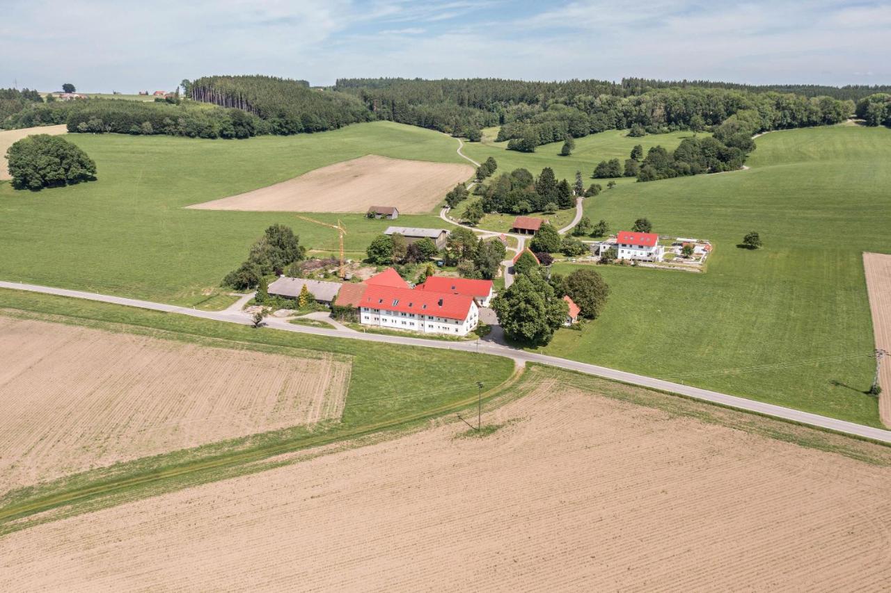 Ferienwohnung Haefele 2 Bad Wurzach Bagian luar foto