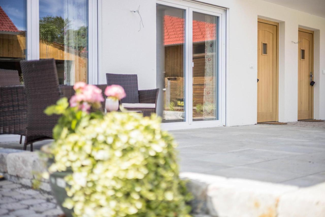 Ferienwohnung Haefele 2 Bad Wurzach Bagian luar foto